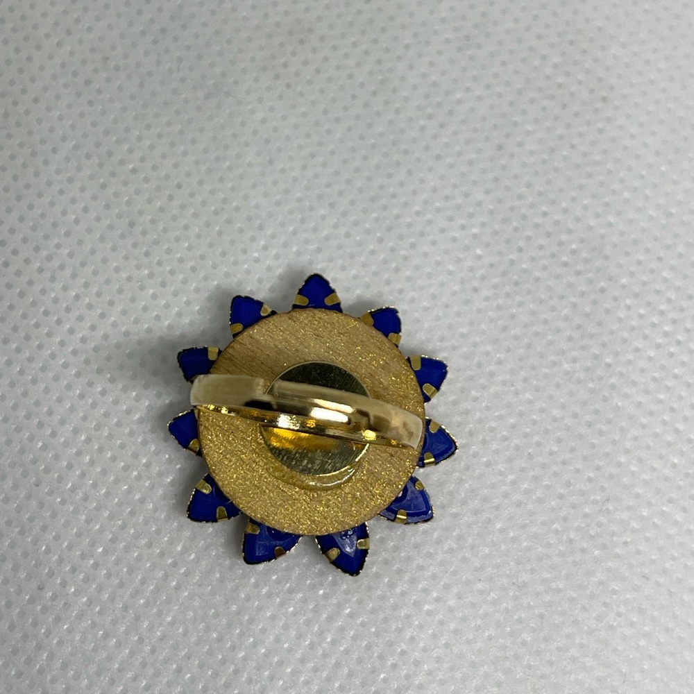 Flower ring